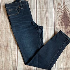 Madewell 9” High-Rise dark wash skinny jeans (size 29)
